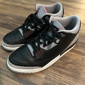 Jordan Retro OG Black Cement 3’s